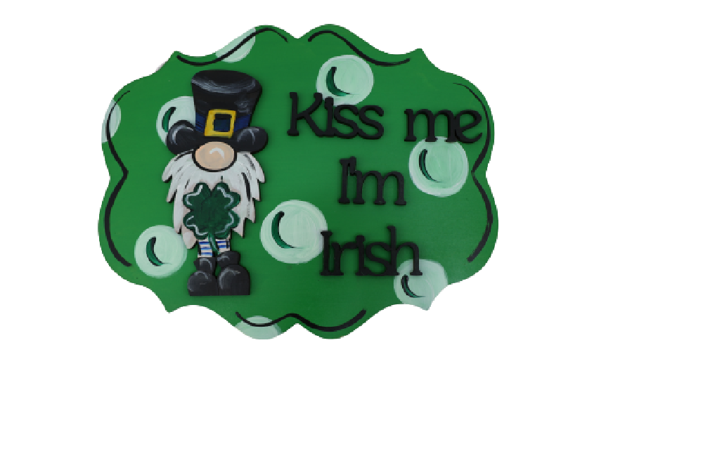 3D Scalloped Plaque MDF Cutout Kiss Me I'm Irish With Leprechaun - Unfinished For DIY