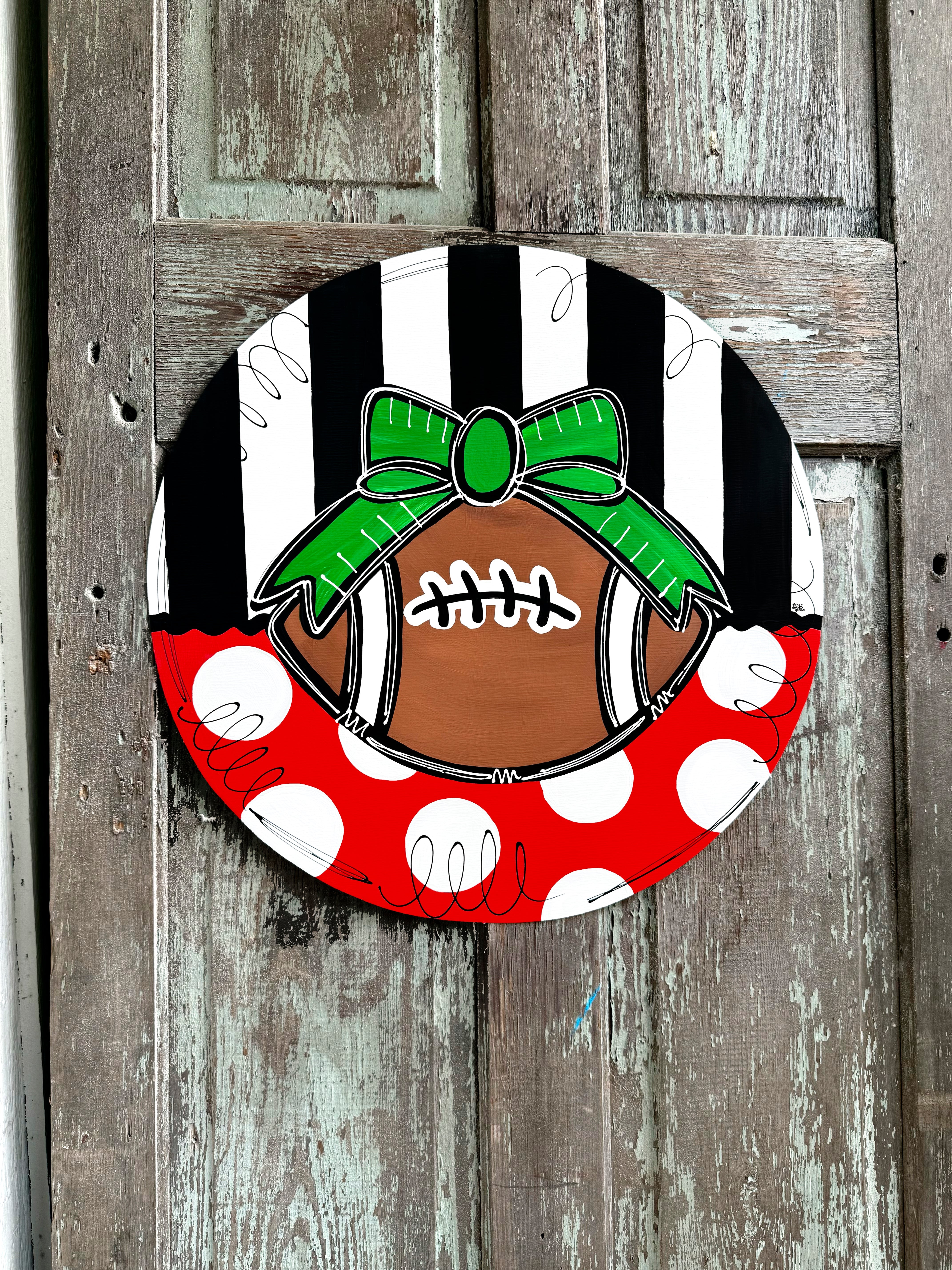 LILY PAD DESIGNS FOOTBALL ON CIRCLE