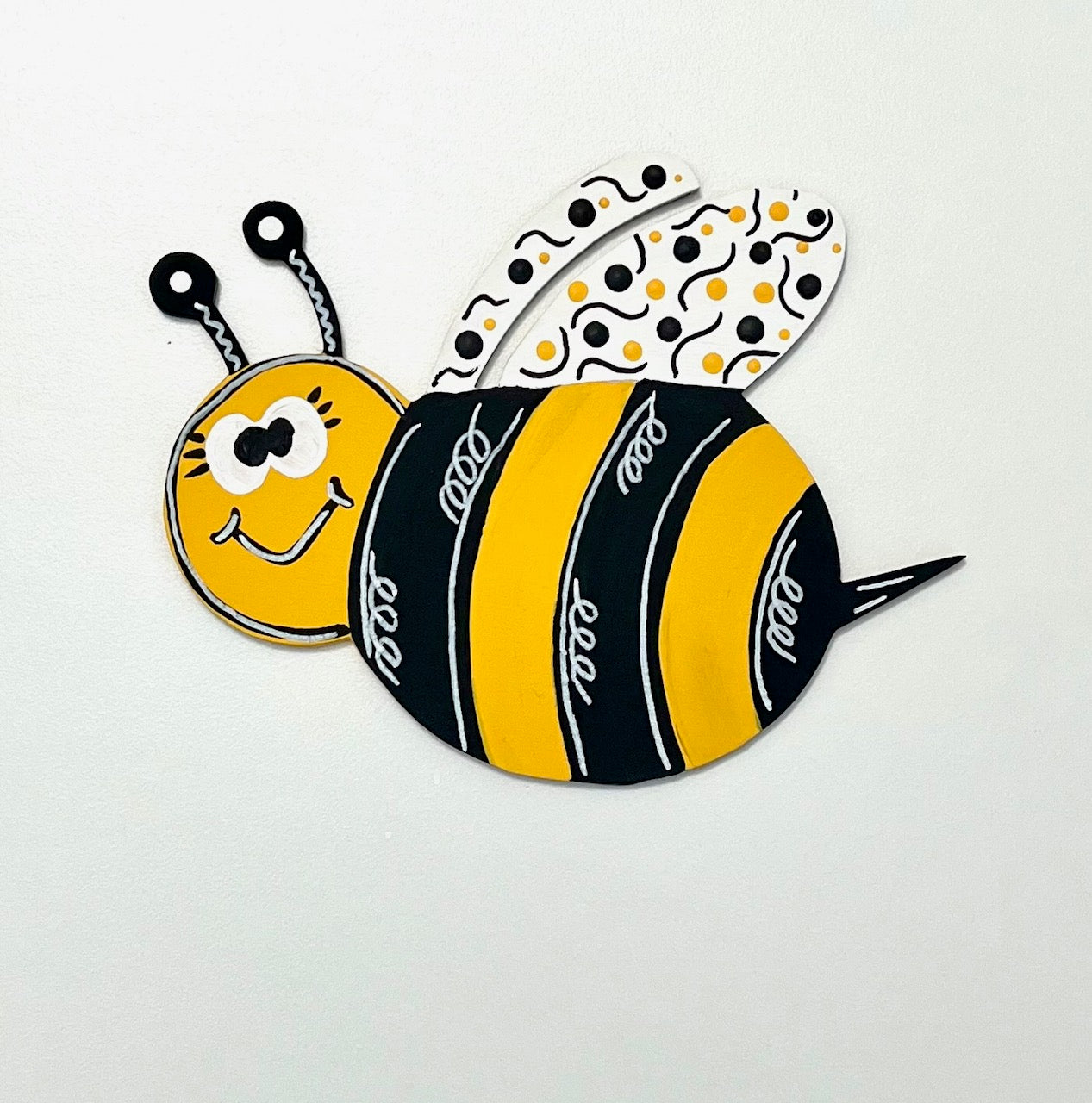 ALICIA MILAM BUMBLE BEE